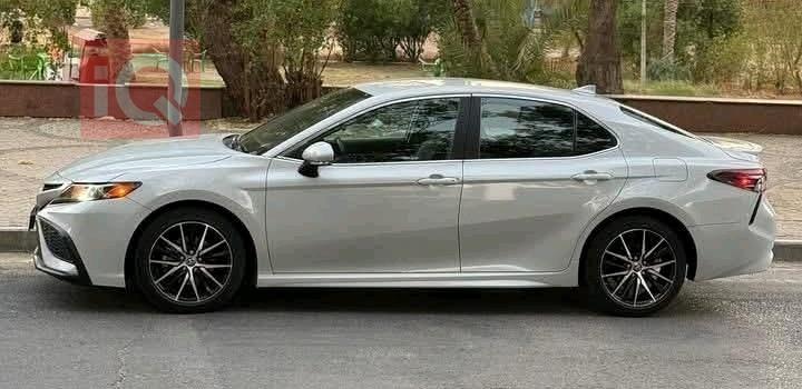 تۆیۆتا کامری